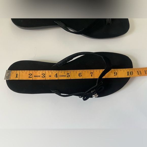 Magnolia & Vine flat sandals with snap-on charms - Picture 8 of 10